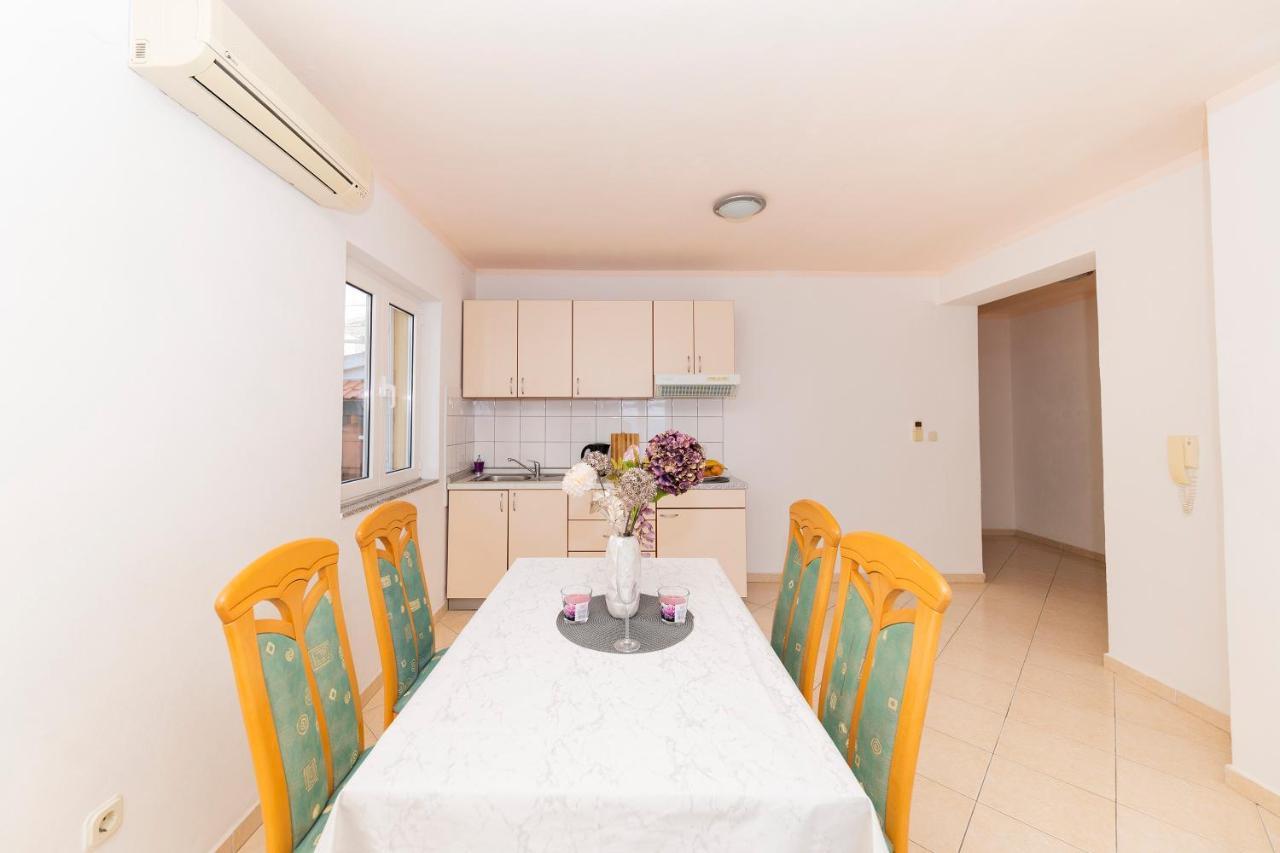 Apartments Seaside บาร์บินเย ภายนอก รูปภาพ